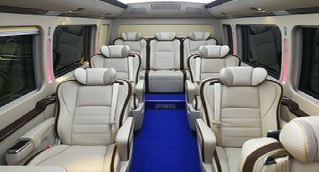 豐田考斯特10座商務(wù)車價格，需求不同價格也不同可量身定制