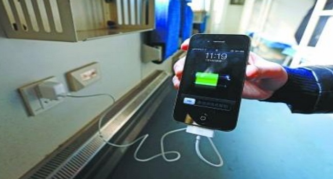 火車上有可以充電的地方嗎 ，火車上充電也是很方便的