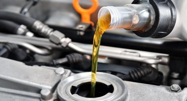 機油5w30和5w40哪個好。粘度高低有明顯區(qū)別