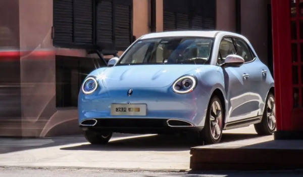 歐拉好貓2022新款電動(dòng)汽車多少錢 廠商指導(dǎo)價(jià)格12.99~17.10萬元（9款車型）