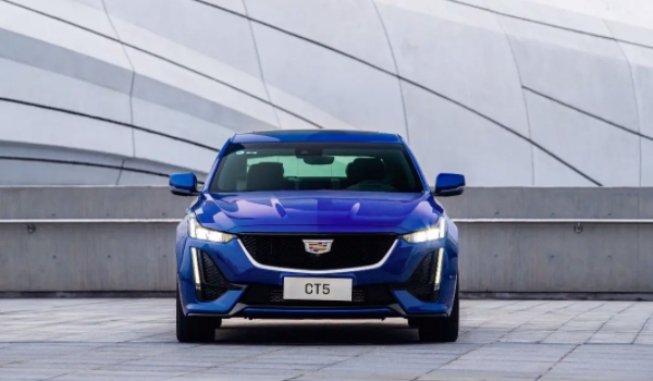 凱迪拉克ct5最新價(jià)格2022 新車凱迪拉克ct5僅售27.97萬（必要花費(fèi)1.43萬元）