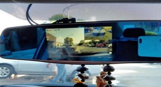 行車記錄儀怎么查看記錄，這樣操作在車上就能直接播放