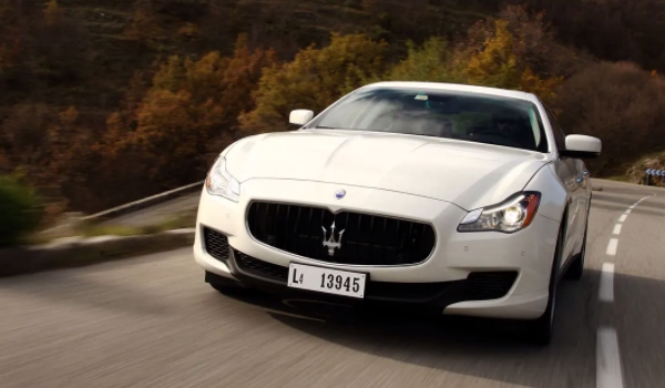 瑪莎拉蒂車型報(bào)價(jià)圖片 瑪莎拉蒂大型車總裁新車售價(jià)141.75萬(wàn)