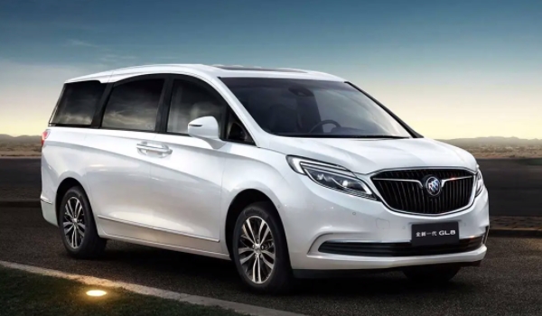 別克gl8商務(wù)車(chē)報(bào)價(jià) 2023款別克gl8新車(chē)售價(jià)23.29萬(wàn)（全款落地25.24萬(wàn)）