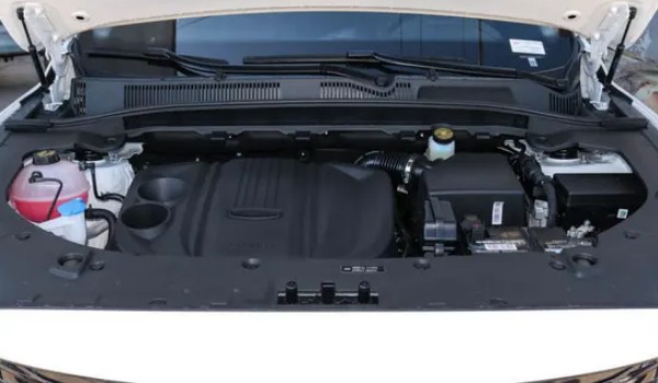 吉利博越x用的什么發(fā)動機 搭載1.8T發(fā)動機(最大馬力184匹)