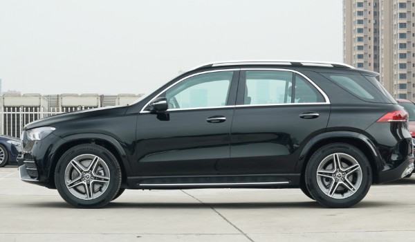 二手奔馳gle報(bào)價(jià)及圖片 二手gle售價(jià)37萬(wàn)(表現(xiàn)里程7.9萬(wàn)公里)