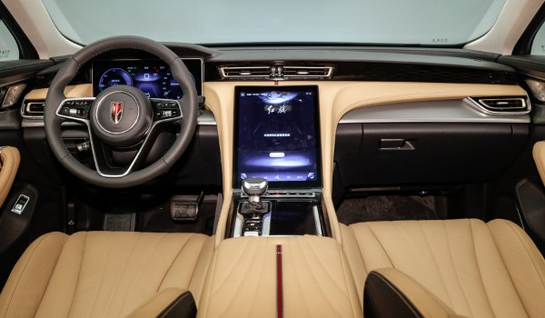 紅旗h5油耗多少真實(shí)油耗多少 油耗實(shí)測(cè)8.7L(油耗一公里7毛錢(qián))