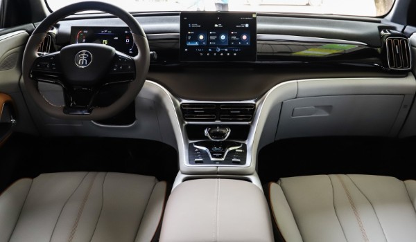 比亞迪宋pro分期首付月供多少 分期首付4萬(wàn)(36期月供2901元)