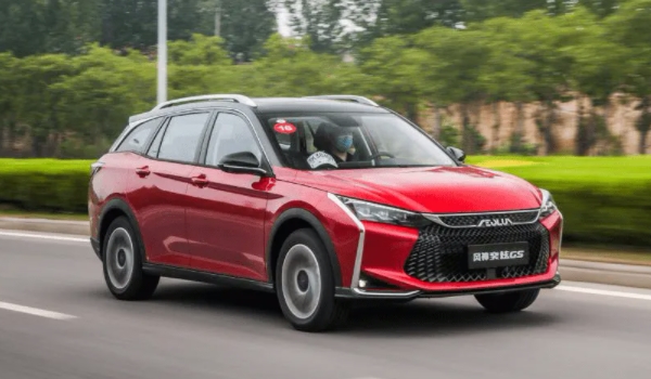 東風(fēng)風(fēng)神奕炫gs2021新款車價格 奕炫gs2021款售價7.49萬元（全款落地8.38萬元）