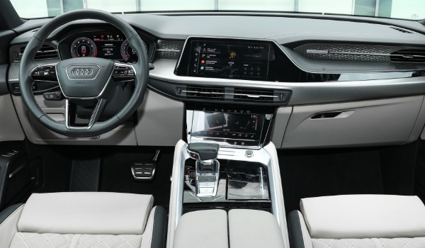 q6奧迪報(bào)價(jià)2022款價(jià)格 2022款?yuàn)W迪q6售價(jià)45萬(wàn)(落地51萬(wàn))