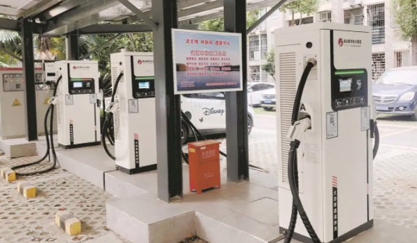 加盟充電樁公司得多少錢(qián) 需要在10萬(wàn)元以上（多種加盟方式）