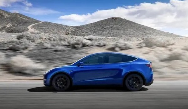 純電動汽車排名及價格一覽 榮威ei5售價14萬(續(xù)航可達501km)