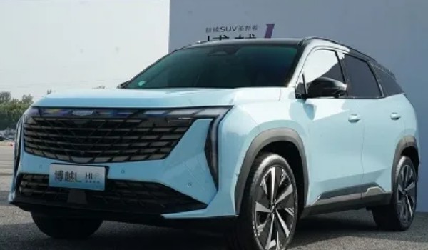 吉利博越l2022款1.8t多少錢(qián) 2022款博越l售價(jià)12萬(wàn)(落地14萬(wàn))