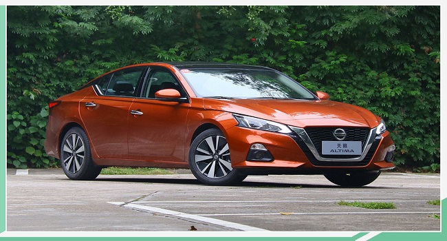 天籟20舒適版報價，價格跨度為17.98-26.98萬同級車型中性價比高