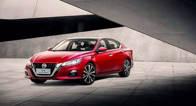 天籟20舒適版報價，價格跨度為17.98-26.98萬同級車型中性價比高