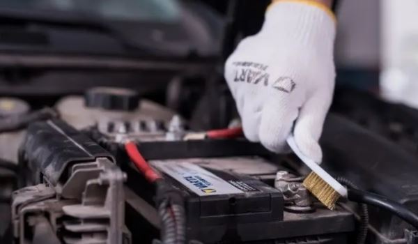 汽車(chē)蓄電池幾年換一次 每隔3-5年更換一次（具體以使用情況為準(zhǔn)）