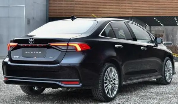 豐田亞洲獅油耗多少升 油耗實(shí)測(cè)6.9L(一公里消耗5毛錢)