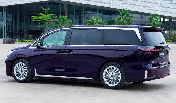 騰勢(shì)d9分期首付多少錢 分期首付9萬(wàn)(36期月供6893元)