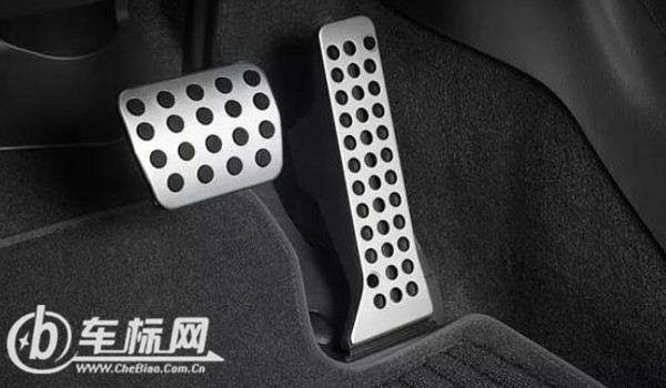 勻速一直踩著油門(mén)嗎 需要一直踩住油門(mén)(開(kāi)啟定速巡航不需要)