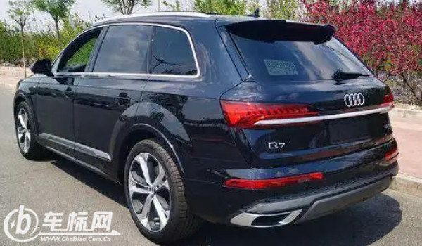 2023奧迪q7價(jià)格及圖片 2023款?yuàn)W迪q7售價(jià)63萬(二手價(jià)33萬)