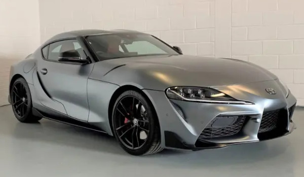 supra豐田價(jià)格3.0t 2022款3.0t售價(jià)62萬(wàn)(分期首付18萬(wàn))