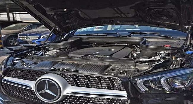 奔馳gle350最新價(jià)格2022，指導(dǎo)價(jià)為78.88萬元-92.33萬元豪氣沖天