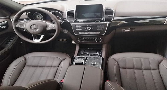 奔馳gle400最新價格2022款，69.98-87.06萬掩飾不住的奢華質感