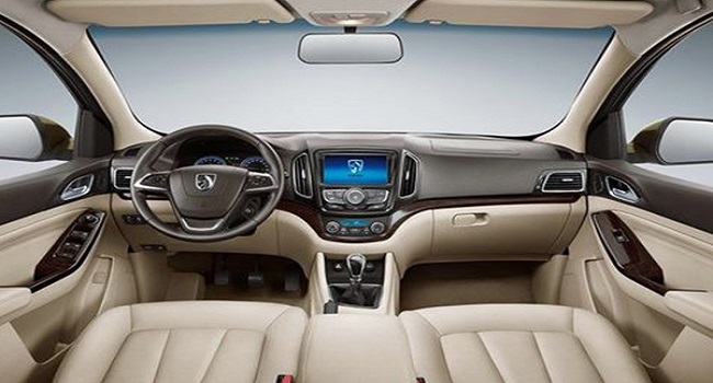 七座寶駿730價(jià)格表，6.8萬(wàn)元的售價(jià)皮實(shí)耐用