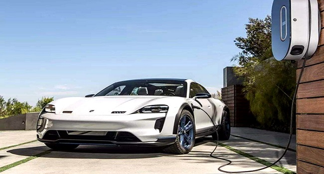 保時捷有新能源車嗎，保時捷新能源電動跑車Taycan受到了高度關(guān)注