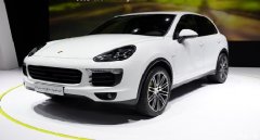 保時捷油電混合suv車多少錢，指導(dǎo)價為86.80-98.80萬元豪車就是豪價