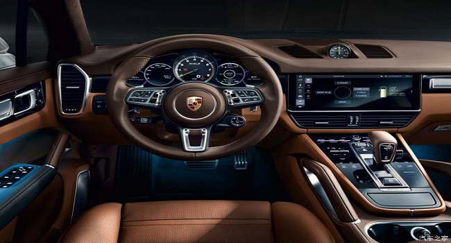 保時(shí)捷油電混合suv車多少錢，指導(dǎo)價(jià)為86.80-98.80萬元豪車就是豪價(jià)