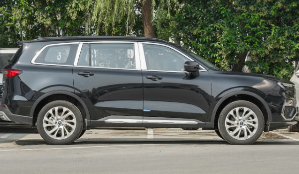 福特領裕保值率怎么樣 第七年保值率37%(油耗影響保值率)