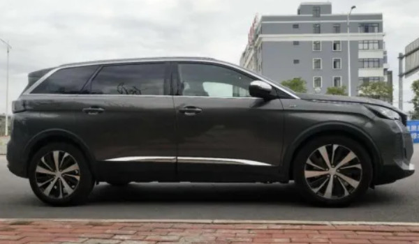 標(biāo)致5008圖片及價格 2023款標(biāo)致5008售價17萬(分期首付5萬)