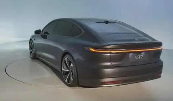 蔚來et7價(jià)格及圖片 2021款蔚來et7售價(jià)44萬(落地46萬)