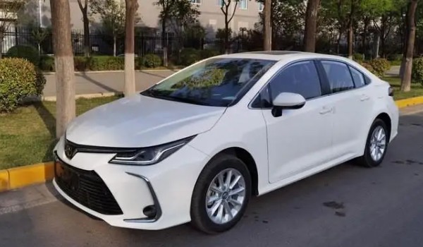 豐田卡羅拉混動多少錢 2022款卡羅拉混動售價(jià)11萬(落地13萬)