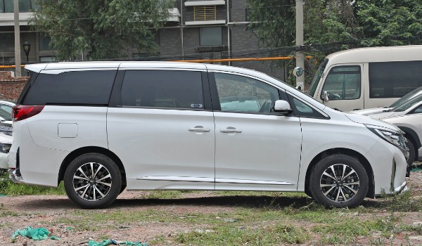 傳祺m8油電混動(dòng)價(jià)格多少 傳祺m8混動(dòng)售價(jià)29萬(分期首付8萬)