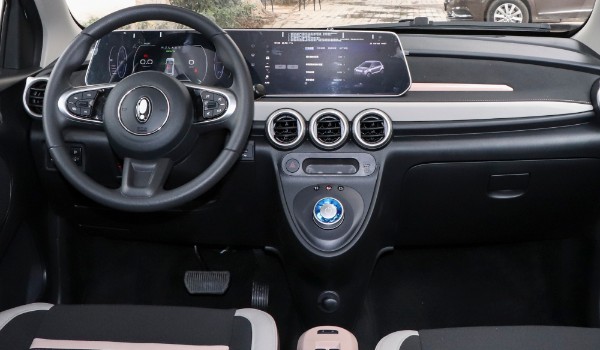 歐拉黑貓價(jià)格是多少錢 歐拉黑貓售價(jià)8萬(wàn)(落地僅9萬(wàn))