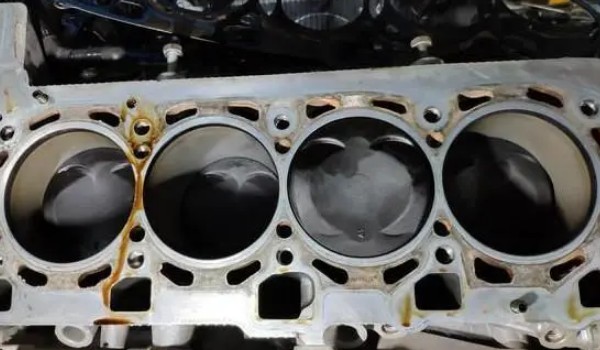 雷克薩斯nx動力怎么樣 輸出馬力可達(dá)205匹(采用2.5L發(fā)動機(jī))