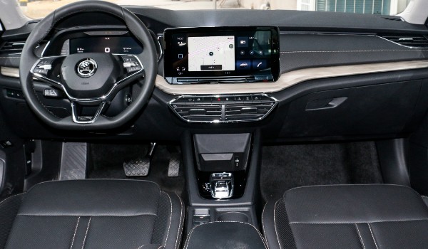 斯柯達(dá)明銳分期首付月供多少 分期首付4萬(wàn)(36期月供3008元)