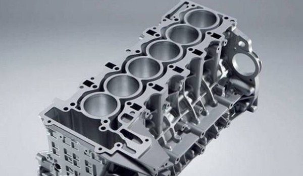 奔馳s級動力怎么樣 輸出馬力可達(dá)435匹(搭載兩款發(fā)動機(jī))