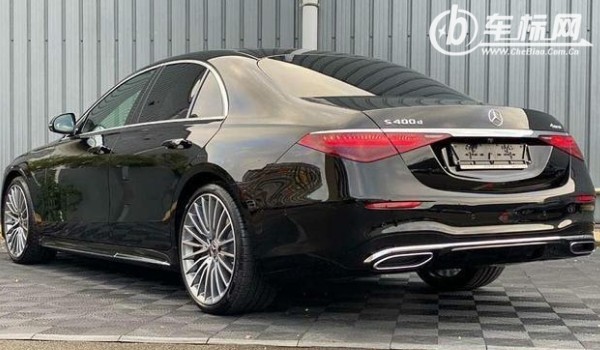 奔馳s級怎么樣值得買嗎 百公里油耗12.2L(輸出馬力達435匹)