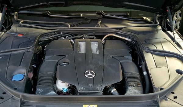 奔馳s級怎么樣值得買嗎 百公里油耗12.2L(輸出馬力達435匹)