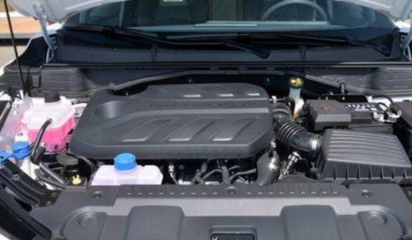 長安unit動力性能如何 輸出馬力可達233匹(搭載兩款發(fā)動機)