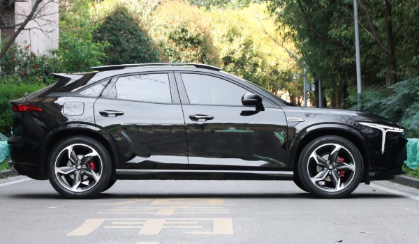 奔騰b70s油耗怎么樣 百公里油耗8L(油耗一公里6毛錢(qián))