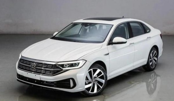 大眾速騰和高爾夫哪個(gè)好 高爾夫馬力220匹(速騰車長近4.8米)