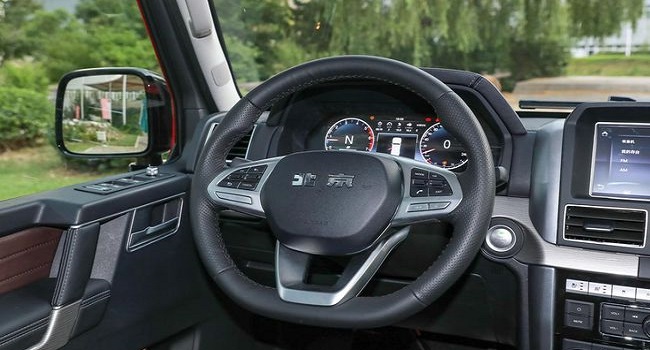 越野吉普車報價，指導(dǎo)價29.8-39.8萬元