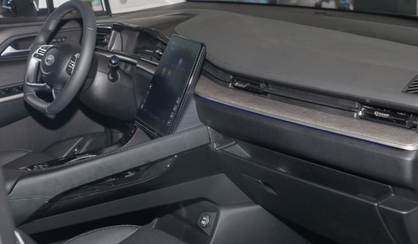 現(xiàn)代庫(kù)斯途首付多少錢 分期首付5萬(36期月供3925元)