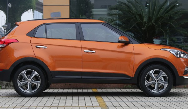 現代ix25分期付款首付款多少 分期首付2萬(36期月供1877元)