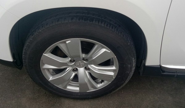 標致2008輪胎尺寸是多少 輪胎尺寸215/60 r17(輪轂17寸)