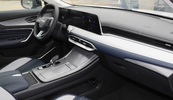 啟辰大v這款車怎么樣值得買嗎 油耗實(shí)測8.3L(搭載三菱發(fā)動(dòng)機(jī))